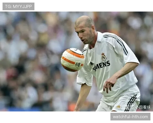 齐达内用人策略解析：打造高效团队与提升球员表现的有效方法